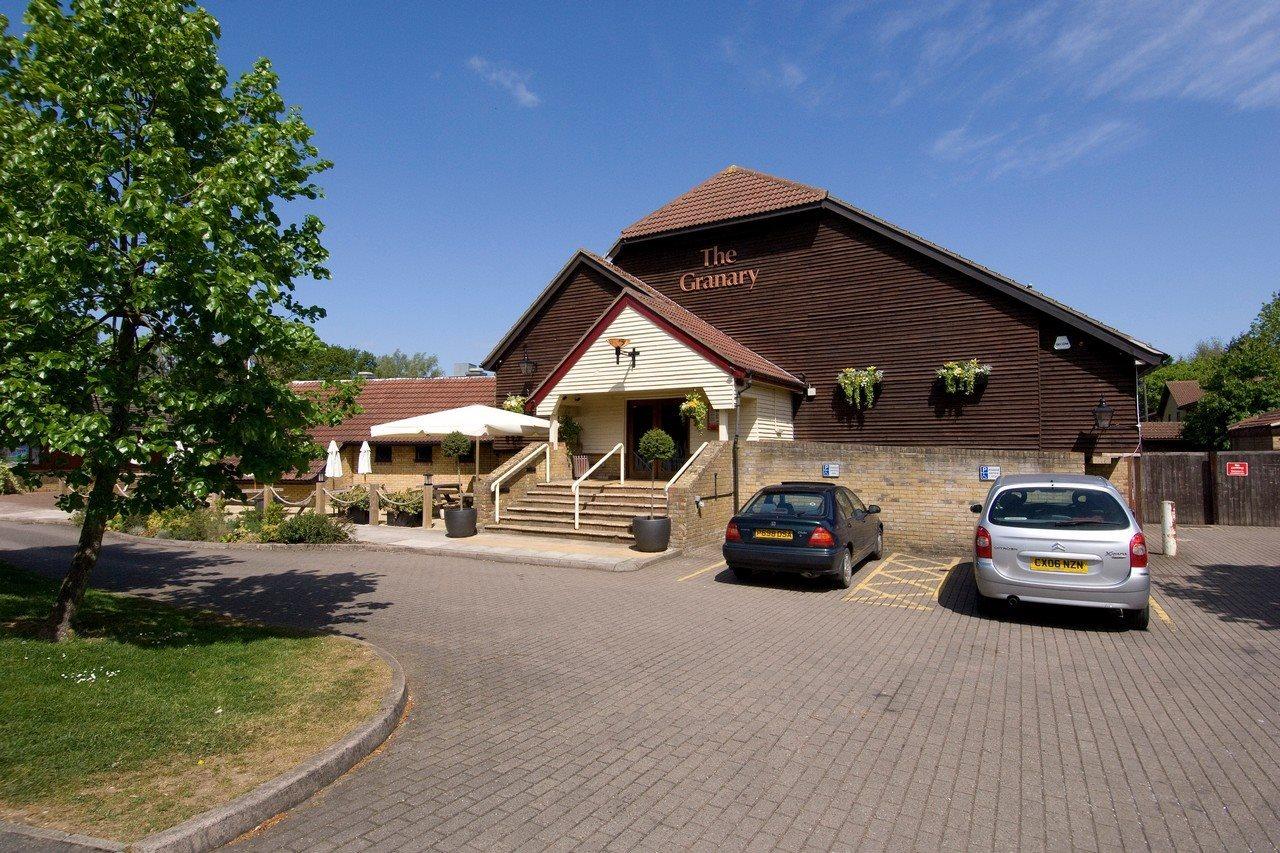 Premier Inn Peterborough - Ferry Meadows Exterior foto
